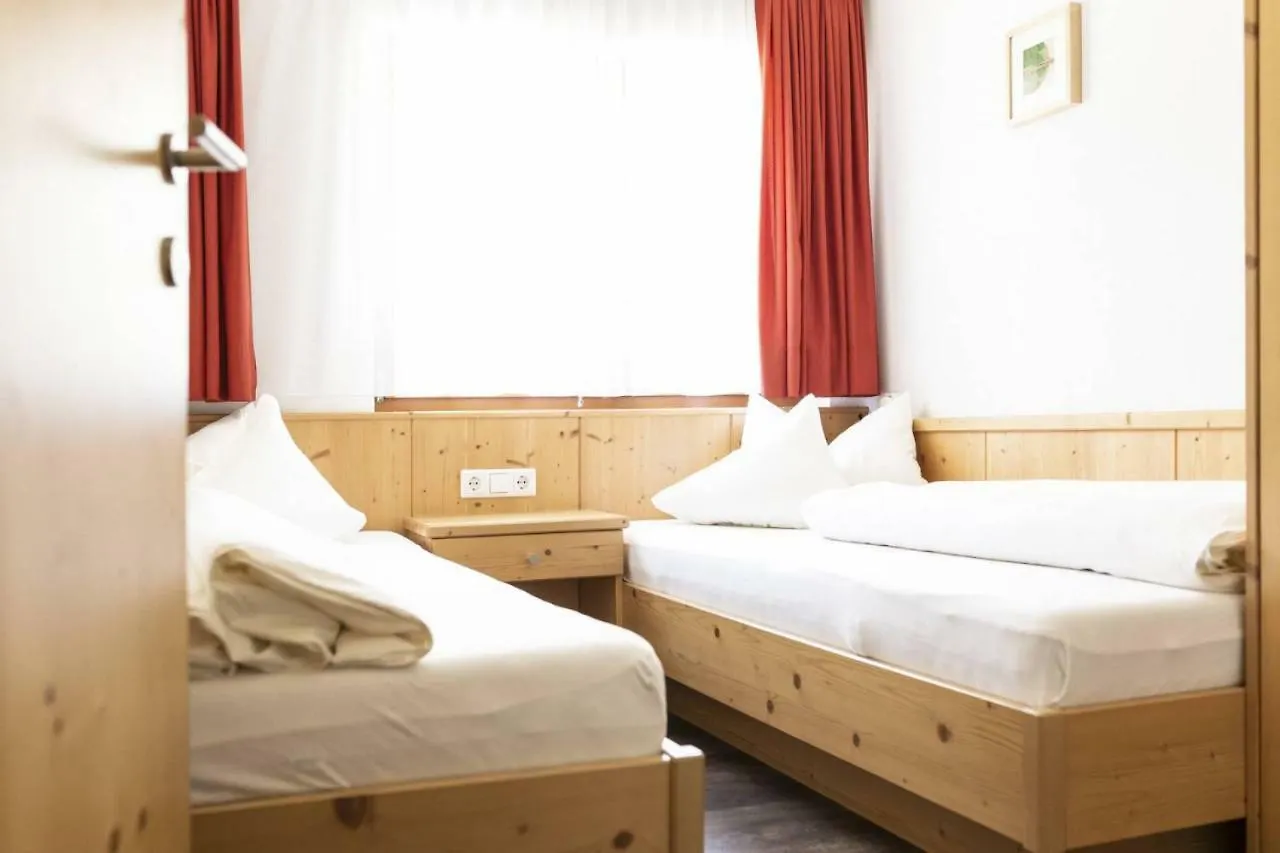 Baeckelar'S Apart Solden Apartment